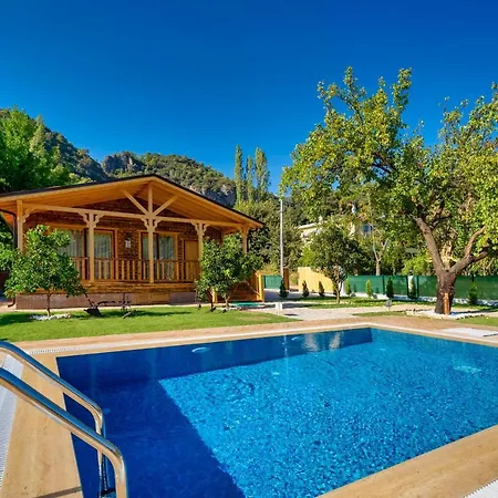 Sarikavak Luxury Villa